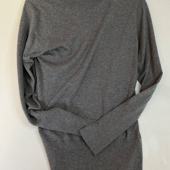 Lole gray turtleneck Long sleeve  sweater size medium - Picture 6 of 6